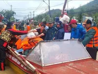 Nearly 1.39 trillion VND registered as relief aid for flood victims via central relief committee