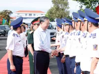 Vietnam Coast Guard must be an elite, streamlined and strong force: Party General Secretary