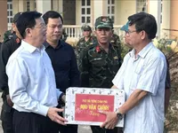 Deputy PM Mai Van Chinh visits typhoon-hit residents and schools in Dak Lak