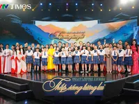 In Gratitude 2025: A Journey of Teachers “Lighting Up the Future” Through Powerful Real-Life Stories