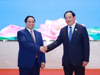 Vietnamese, Lao Prime Ministers co-chair Intergovernmental Committee’s 48th meeting in Vientiane