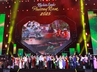 “Nghia Tinh Phuong Nam” Charity Concert Raises VND 25.01 Billion for Support Central Vietnam campaign of VTV’s Vietnamese Loving Heart Fund