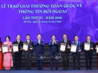 PM requests bringing beautiful, authentic and vivid image of Viet Nam and people to the world