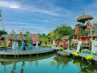 Nha Trang captivates visitors with traditional Tet atmosphere