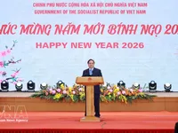 PM, spouse host banquet for diplomatic corps in Hanoi