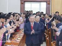 Top leader urges Party Central Committee’s Office to soon resume work after Tet break