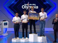 Hanoi Schoolboy Wins the Olympia Laurel Wreath