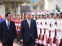 Party General Secretary To Lam welcomed in Cambodia