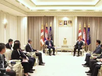 Vietnam consolidates traditional ties with Cambodia