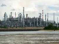 Expert suggests learning from Singapore’s energy security approach amid supply shocks