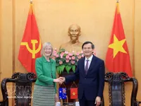 Vietnam promotes senior official training cooperation with Australia, India