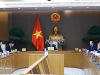 Vietnamese Prime Minister holds phone talks with Singaporean counterpart