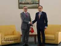 Vietnam steps up bilateral ties with ASEAN and EU, promotes cultural diplomacy in Brunei