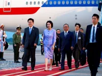 Korean President arrives in Hanoi, beginning state visit to Vietnam