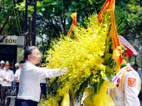 Top leader pays tribute to General Vo Nguyen Giap, martyrs in Quang Tri