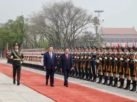 Chinese top leader hosts official welcome ceremony for Party General Secretary, State President of Vietnam