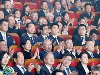 Top Vietnamese leader attends friendship music concert in Beijing