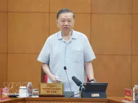 Top leader calls for strategic quantum technology development plan