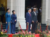 Singapore holds official welcome ceremony for Vietnamese Party and State leader