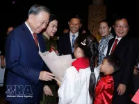 Top Vietnamese leader begins state visit to Singapore