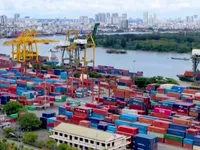 Trade turnover exceeds 445 billion USD in five months