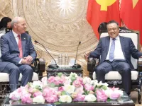 Vietnam, Canada seek broader cooperation on climate action, law enforcement
