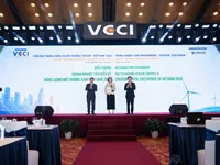 Fourth consecutive HR Asia recognition and VCCI Top 10 green enterprise honor