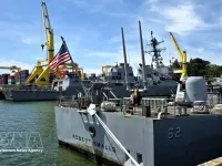 US Navy Carrier Strike Group visits Da Nang