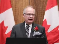 Vietnam can make substantive contributions to multilateral cooperation: former Canadian parliamentarian