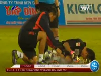 Công việc của những người thầy thuốc trên sân cỏ V.League