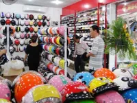 Sẽ xử l&yacute; nghi&ecirc;m vi&ecirc;̣c lợi dụng đổi mũ bảo hi&ecirc;̉m để trục lợi