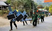 Civil projects handed over for residents in Vietnam-Laos border area