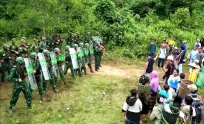 Viet Nam, Laos conduct joint border protection exercise