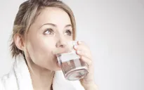 Mẹo đơn giản trị chứng đau họng hiệu quả