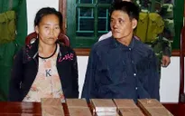 Điện Biên: Bắt 2 đối tượng vận chuyển 11 bánh heroin