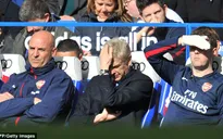Trận thua 0-6 trước Chelsea vẫn ám ảnh Wenger