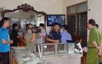 Băng cướp đi ôtô, dùng súng cướp tiệm vàng ở Hà Nam