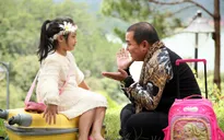 Con gái siêu mẫu Thúy Hạnh thích bố chăm sóc hơn mẹ