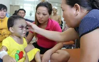 Bình Dương: Tạm giữ 2 đối tượng bạo hành trẻ em