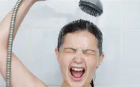 Trời lạnh buốt, tắm bao nhiêu lần/tuần là vừa?