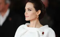 Angelina Jolie đã biết điềm gở khi đóng chung với Brad Pitt?