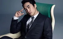 Song Seung Hun trầm tư trong quảng cáo mới