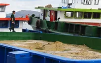 Bà Rịa - Vũng Tàu: Bắt 15 phương tiện khai thác cát trái phép