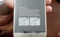 Galaxy Note 5 bổ sung cảnh báo tránh cắm ngược bút S Pen