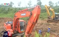 Đường ống nước Sông Đà vỡ lần 12, nhiều quận ngày mai (26/7) mới có nước