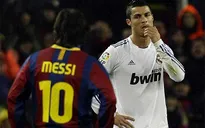 Messi chấn thương, Ronaldo hướng tới “siêu kỷ lục”