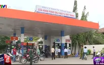Bình Dương: Bắt tại trận cửa hàng gian lận xăng dầu