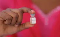 Thử nghiệm thành công vaccine phòng dịch tả trên người