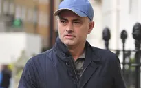 Chelsea vẫn phải trả lương khi Mourinho dẫn dắt Man Utd