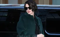 Anne Hathaway diện đồ đông cực sành điệu và sang chảnh